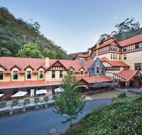 Jenolan Caves House - Renee