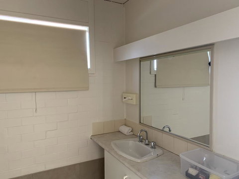 Jerilderie Motor Inn - Renee 2