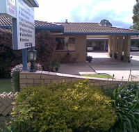 Jillaroo Motor Inn - Internet Find