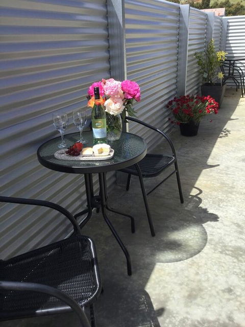 Kadi House Accommodation - Internet Find 2