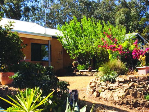Kangaroo Hill Studio - Renee 1