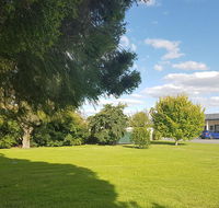 Kerang Valley Resort - Internet Find