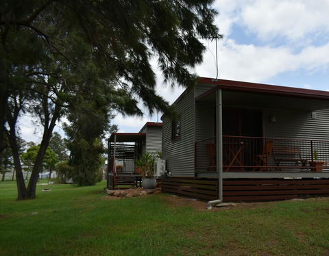 Killarney View Cabins And Caravan Park - Renee 3