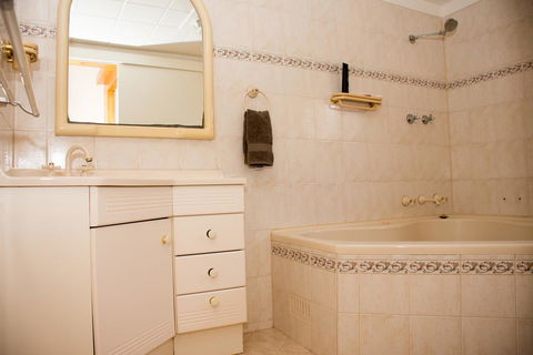 Kimba Travellers' Haven - Renee 1