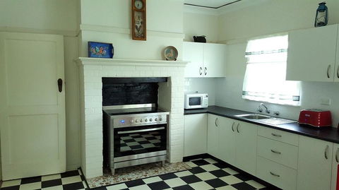 King Cottage - Renee 0