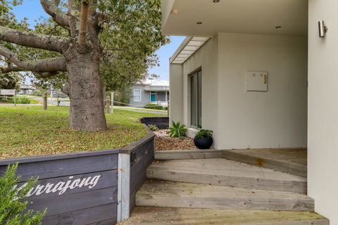 Kurrajong - Petrol Stations 3