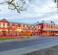 Lake Inn - Ballarat - Internet Find