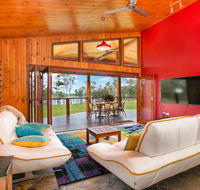 Lake Tinaroo Waterfrontage - Internet Find