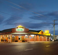 Lamington Hotel Motel - Detached Motel - Internet Find