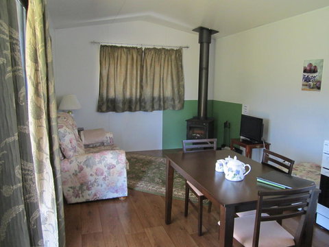 Lavendale Farmstay And Cottages York - Renee 2