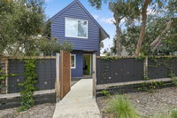Business in Anglesea VIC Renee Renee