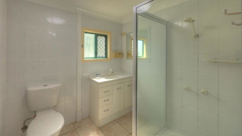 Lucinda Fishing Lodge - Renee 2