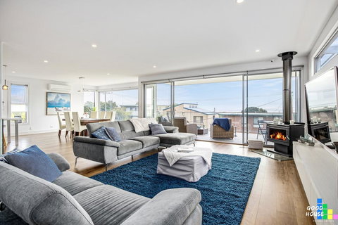 Luxe Retreat Dromana - Petrol Stations 0