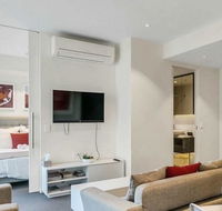 Luxury 2 bdrm in Watson at Walkerville with Balcony FREE carpark near Adelaide CBD - Renee