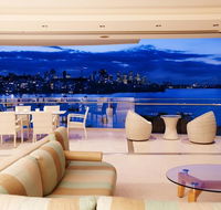Luxury Apartment Point Piper - Renee
