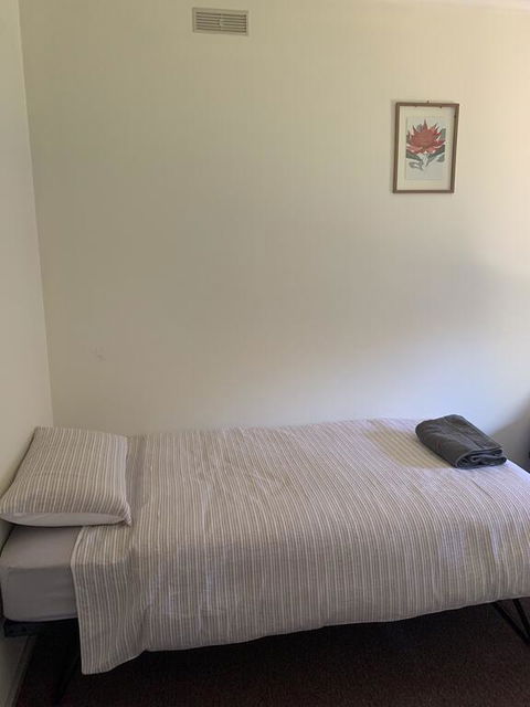Maffra Short Stay-Thomson House - Renee 1