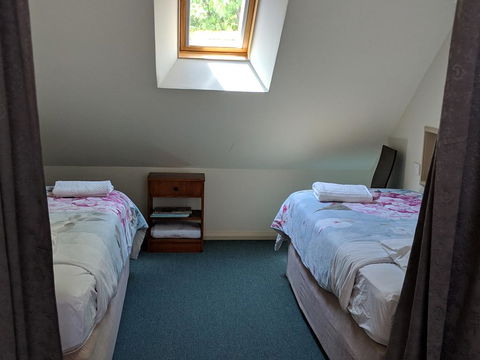 Magenta Cottage - Internet Find 2