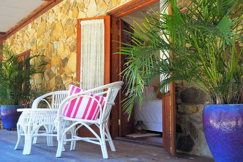 Maino Gabuna Retreat Urunga Beach And Peaceful Bushland - Renee 1