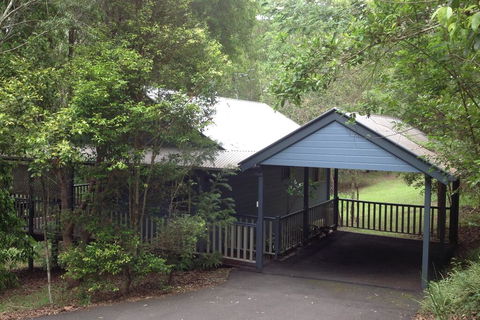 Maleny Country Cottages - Internet Find 2