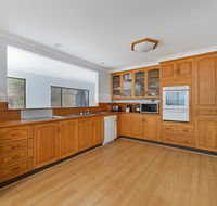 Malibu Holiday House 6 Dulconghi Street - Internet Find