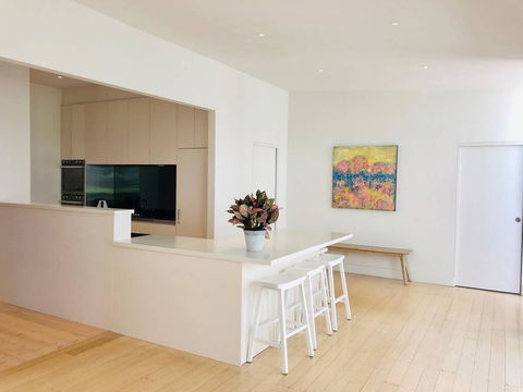 Malvern 3 Bedroom Delight - Renee 2