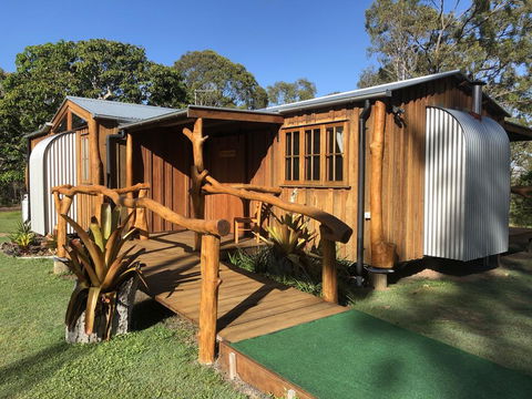 Mango Lodge At River Heads - Internet Find 0