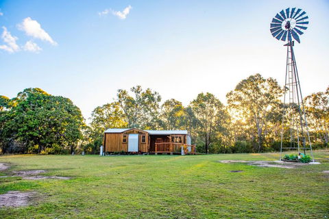 Mango Lodge At River Heads - Internet Find 2
