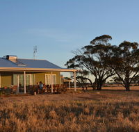 Mary's Farm Cottages - Internet Find