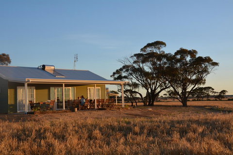 Mary's Farm Cottages - Qld Realsetate 0