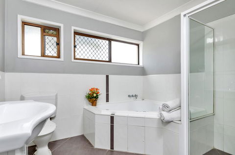 MAS Country Jackie Howe Motel - Qld Realsetate 3