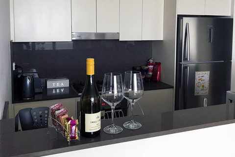 Mascot - Sydney City Views - Renee 3