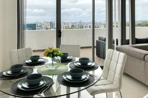 Mascot - Sydney City Views - Renee 2