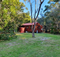 Melaleuca Seaside Retreat - Petrol Stations