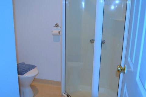 Meredith House - Swimm 1