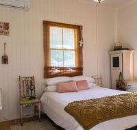 Meringandan Holiday Accommodation - Renee