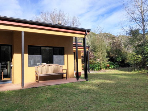 Milton Country Cottages - Renee 1