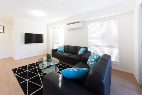Modern Home Away From Home - Internet Find 1