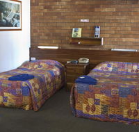 Motel Myall - Renee