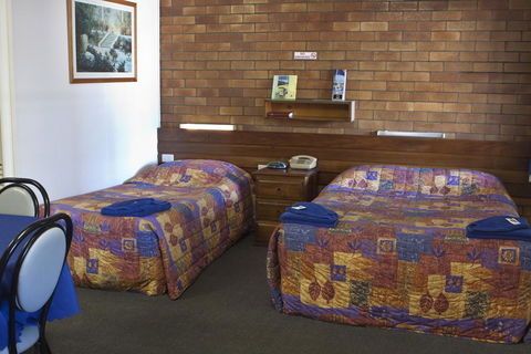 Motel Myall - Renee 0
