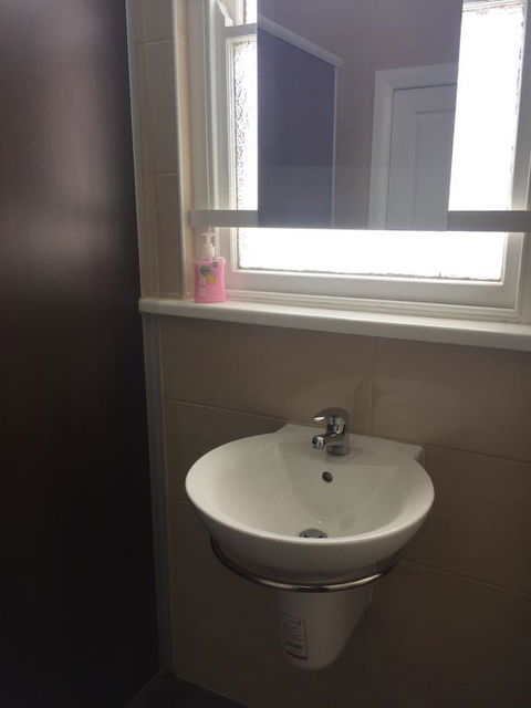 Murwillumbah Hotel And Apartments - Renee 3