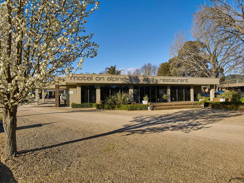 Myrtleford Motel On Alpine - Internet Find 0