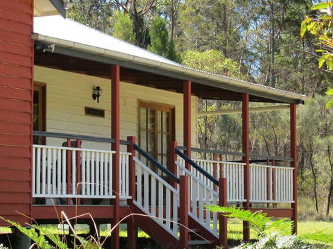 Neds Cabin - Renee 0