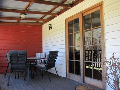 Neds Cabin - Renee 1