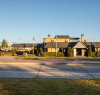 New England Motor Lodge - Internet Find
