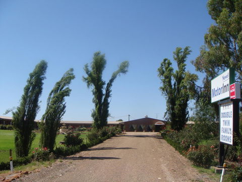 Newell Motor Inn Narrandera - Internet Find 2