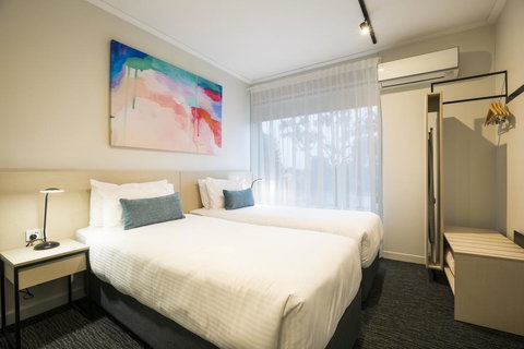 Nightcap At Playford Tavern - Internet Find 2