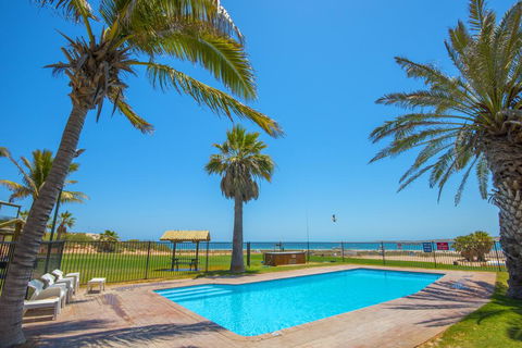 Ningaloo Reef Resort - Renee 0