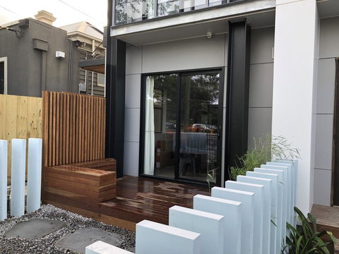 Nomads Nest Geelong - Internet Find 3