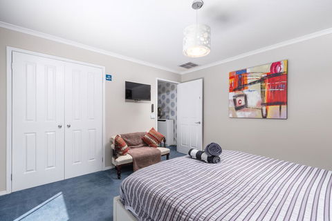 North Essendon B & B Melbourne Airport - Renee 2