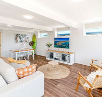 Ocean Dreaming- Amazing Views - Just listed Up dated photos available shortly. - Internet Find